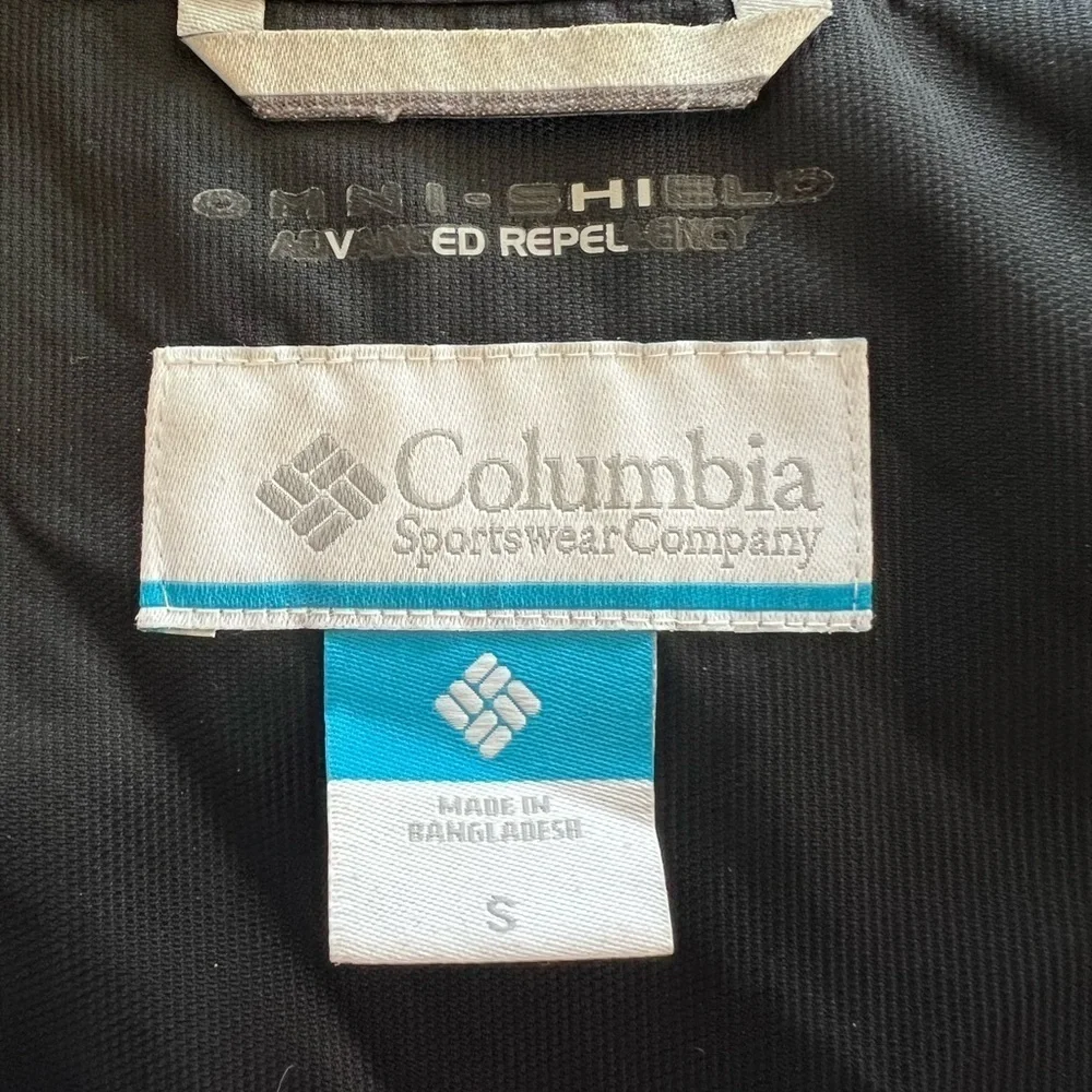 Columbia Sports wear jacket black windbreaker hood small outdoor